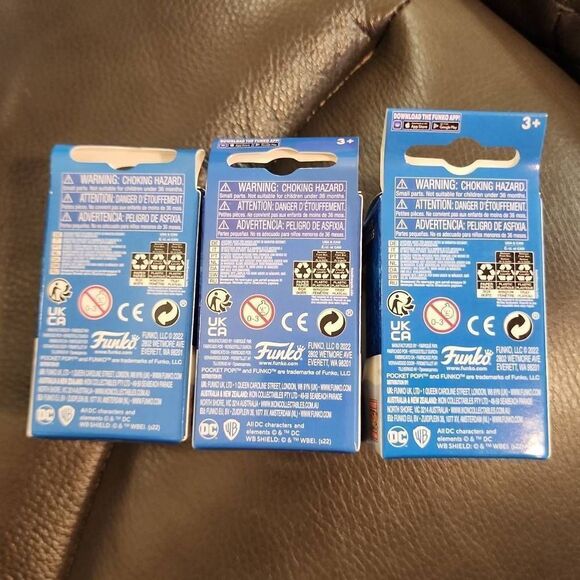 Pocket POP keychain DC Super Heros Funco Superman , Batman, The Joker - Picture 3 of 10